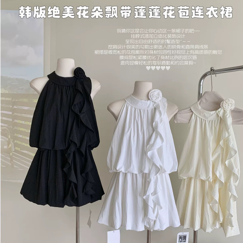 飘带气质无袖连衣裙夏季小个子立体花朵修身收腰显瘦露肩短裙女
