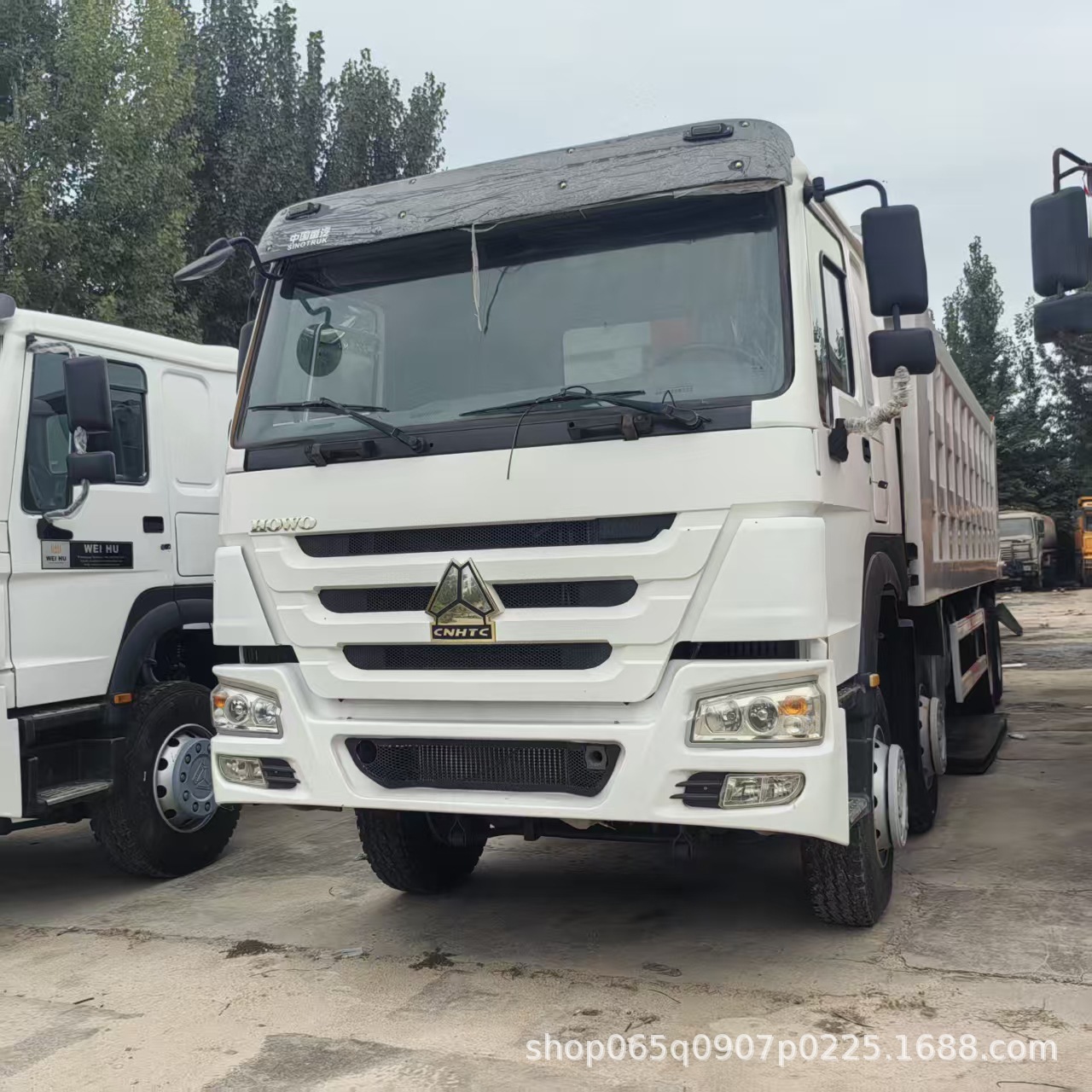 Export Africa Howo 12-Wheel Front Four Rear Eight Dump Truck Howo Dump Truck Heavy Truck Engine 371 Horsepower