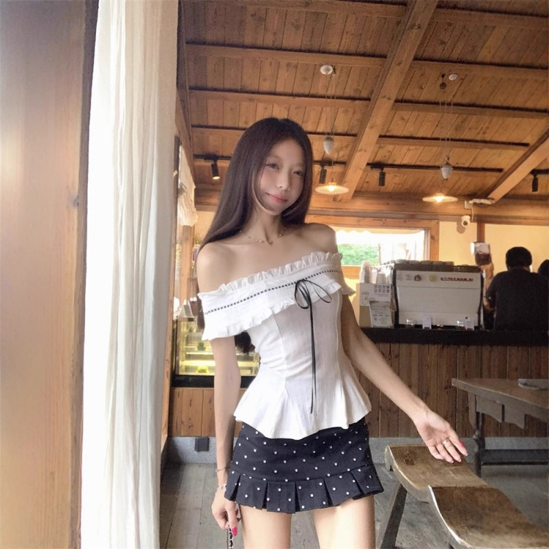One-Shoulder White Lace-Up Short-Sleeved T-Shirt for Women, Summer Korean Style Sweet Slim-Fit Waist-Cinching Niche Slimming Short Top