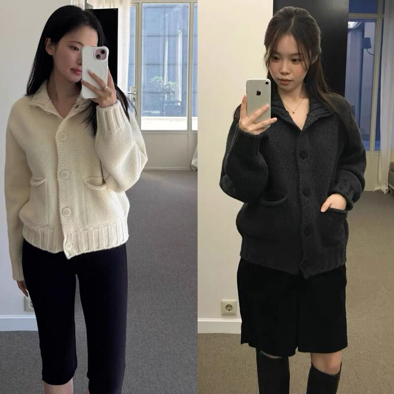 Now, Korean designer nothingwrit*en presents a stand-up collar wool knit cardigan, a Korean-style sweater, the same as the one worn by the popular influencer, Vine