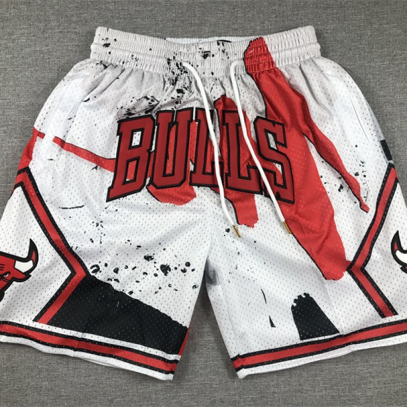 Chicago Bulls Basketball Shorts with Pockets, White Bullsswingshort