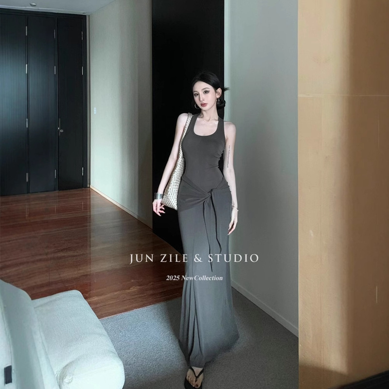 Women's Spring Dress with Belt to Cover the Belly, Sexy U-Neck Slim-Fit Tank Top Long Dress with Straps