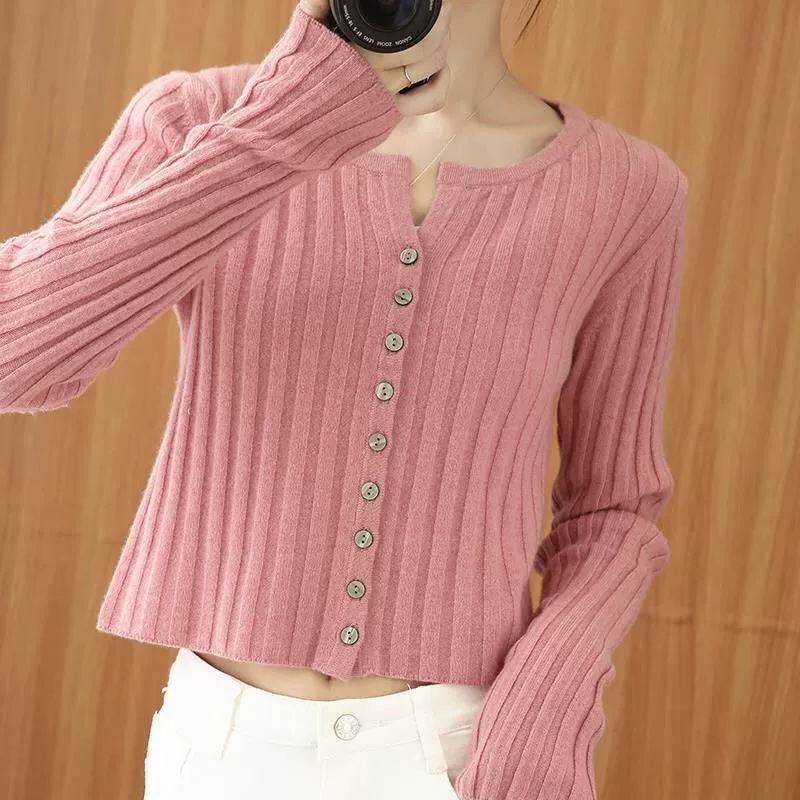 Демисезонная короткая кофта-п cardigan?