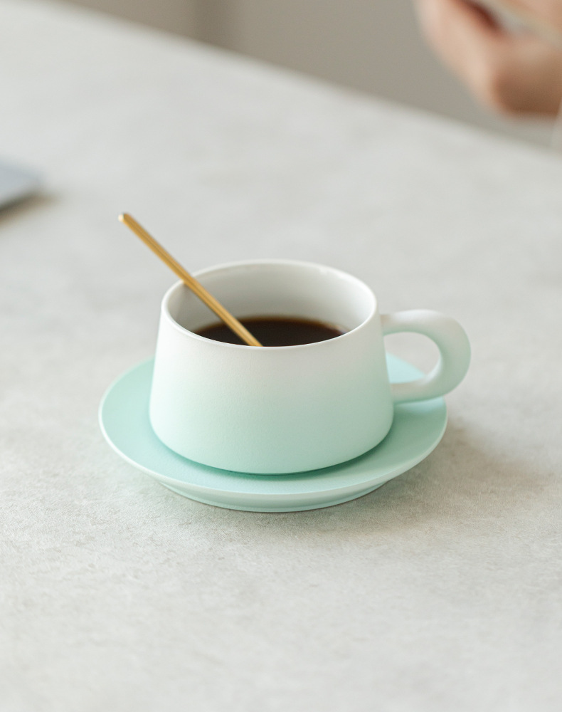Modern Minimalist Ceramic Coffee Cup And Saucer Set_voghion.com