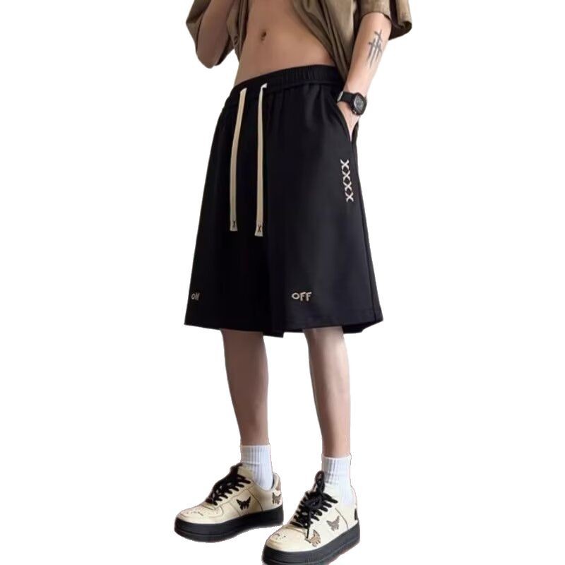 Pantalones cortos estadounidenses para hombres de verano delgados 2025 nuevos pantalones de moda sueltos pantalones deportivos de estilo de tendencia portugués