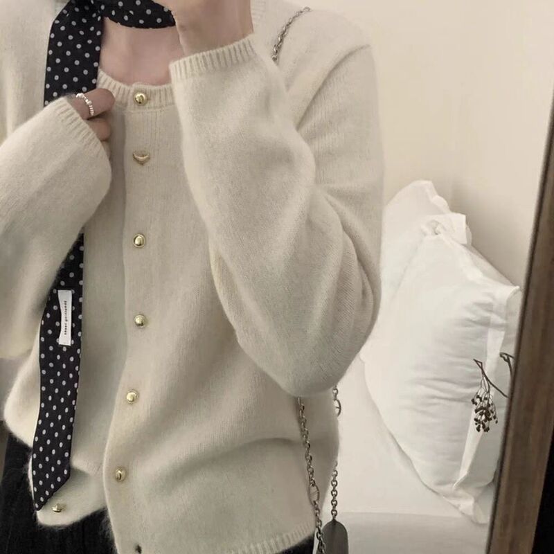 十三行高货~爱心扣浣熊毛针织开衫女2025秋季新款圆领百搭毛衣|undefined