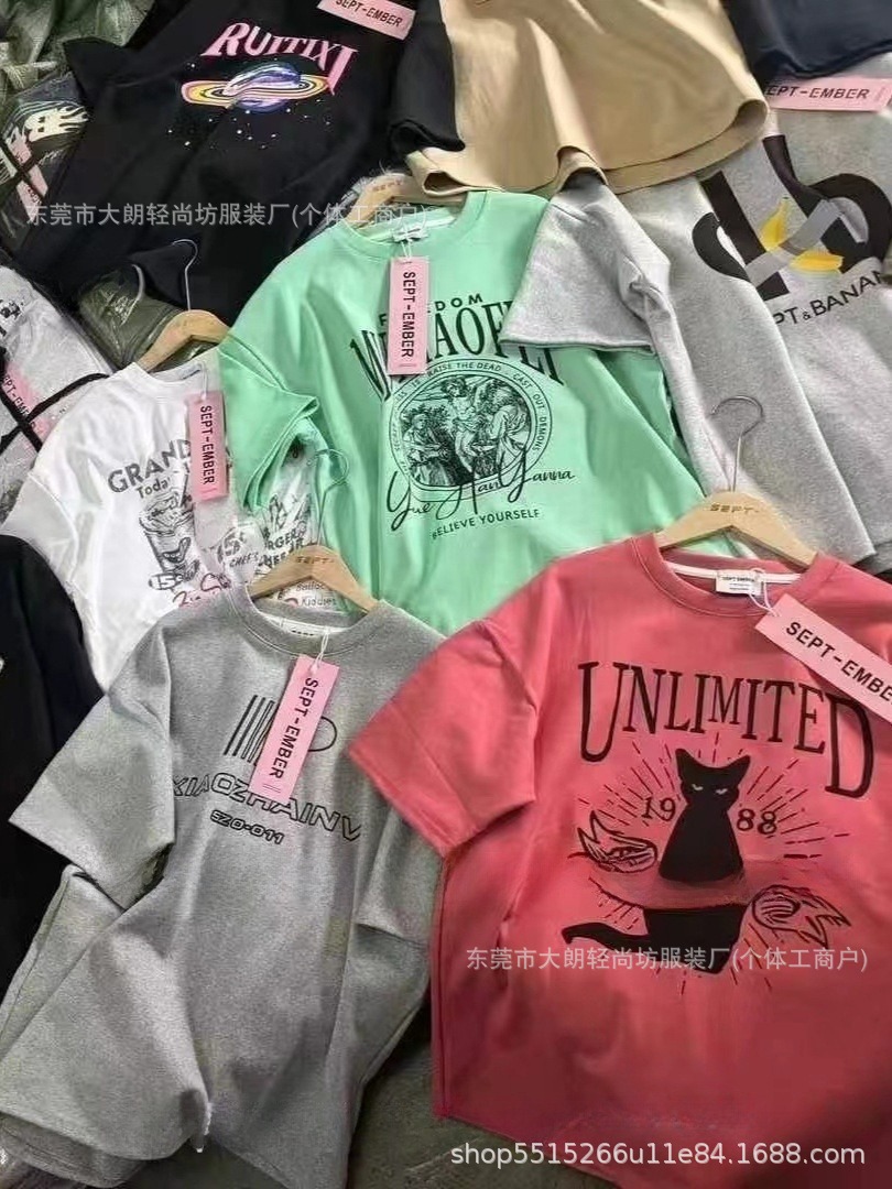 さまざまな高品質の婦人服 T シャツの屋台ライブブロードキャスト外国貿易実店舗人気の春夏秋の新作衣料品卸売