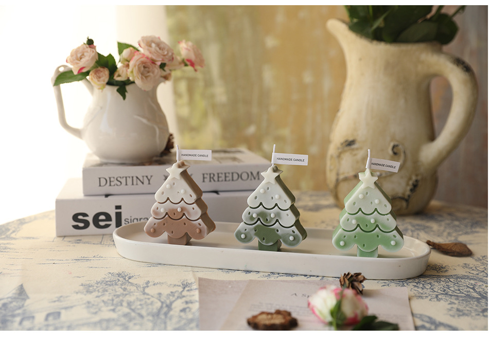 Christmas Fashion Christmas Tree Star Wax Festival Candle 1 Piece display picture 3