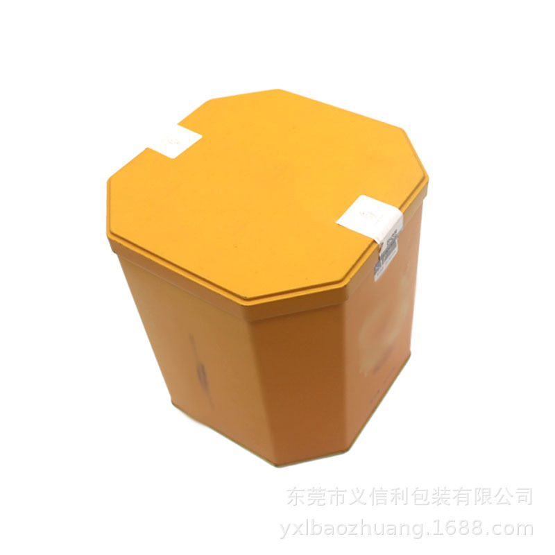 ���������һ��װ���ް�װ���ϵ������в�Ҷ�޸����ײ��ɫ����