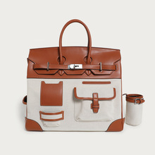 ����ƴɫ�����ش�̖�K���2025���¿�μ�б��Ů��ײɫ���e���а�