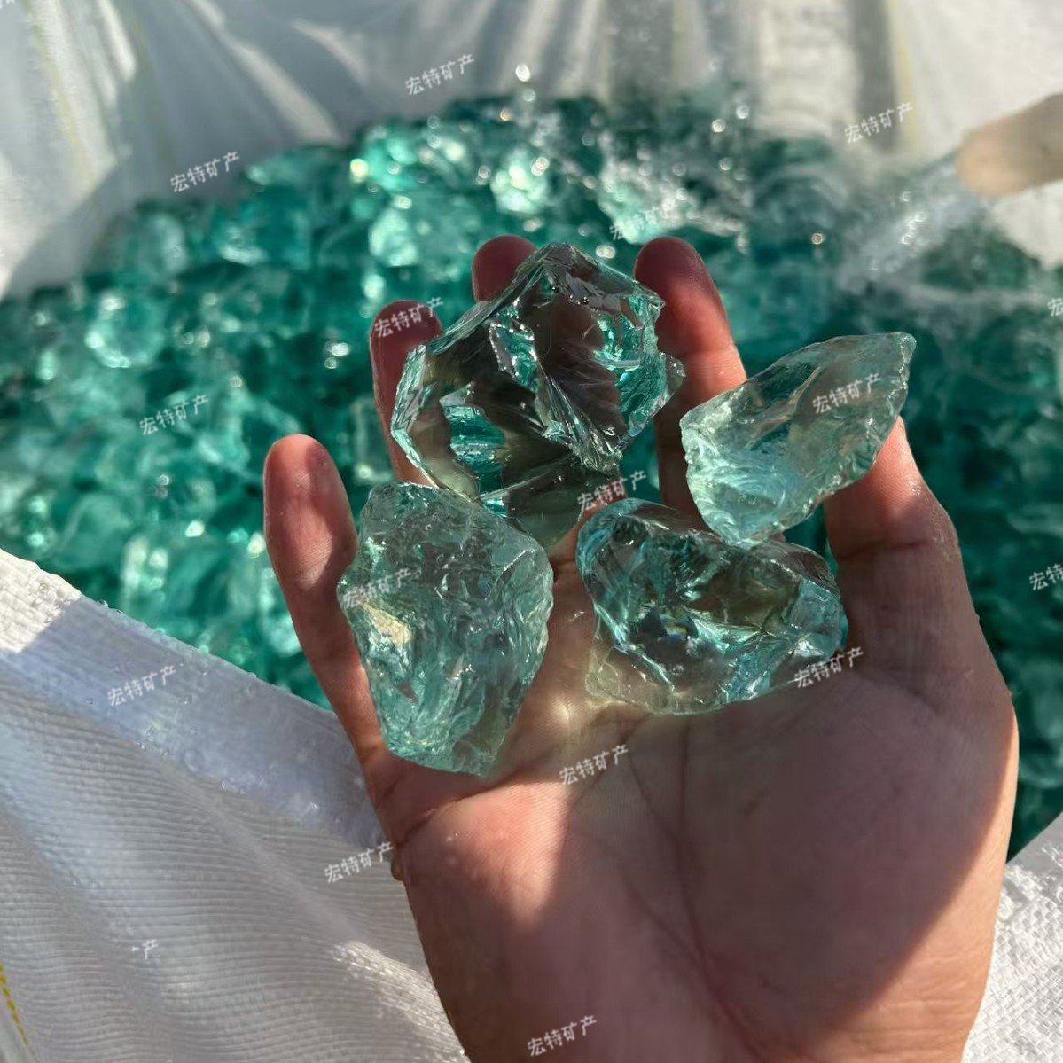 2-5cm glacier stone 250g
