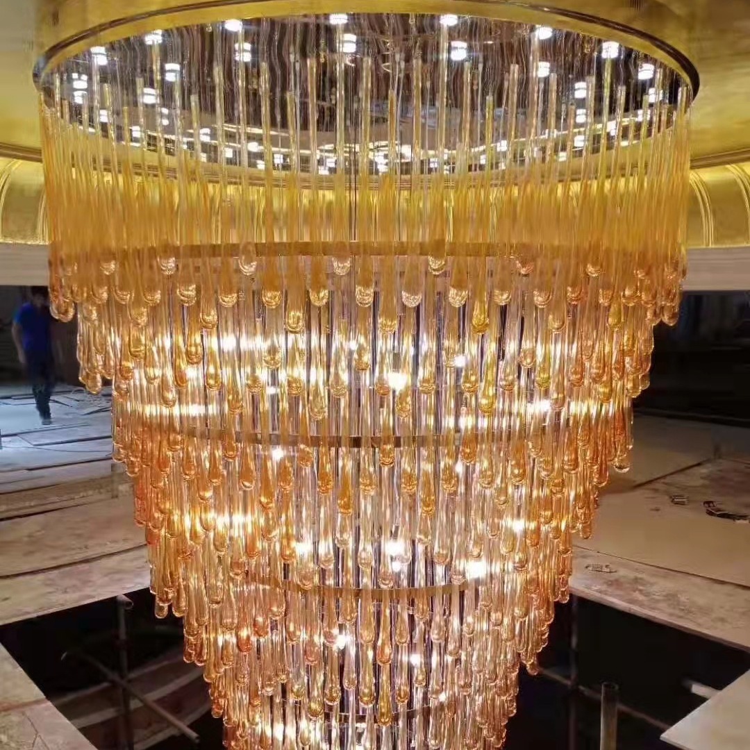 Lámpara de hotel a gran escala, araña de cristal personalizada, lámpara de cristal artesanal, lámpara de cristal en forma de pez, lámpara de Zhongshan, araña grande