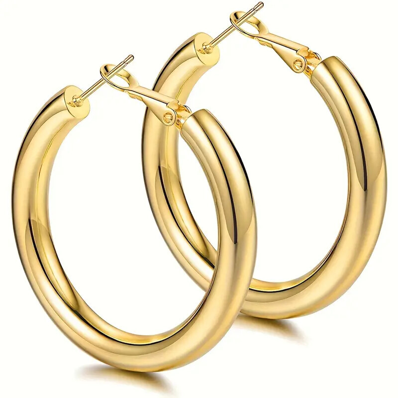 Labret stud lip piercing jewelry styling detail