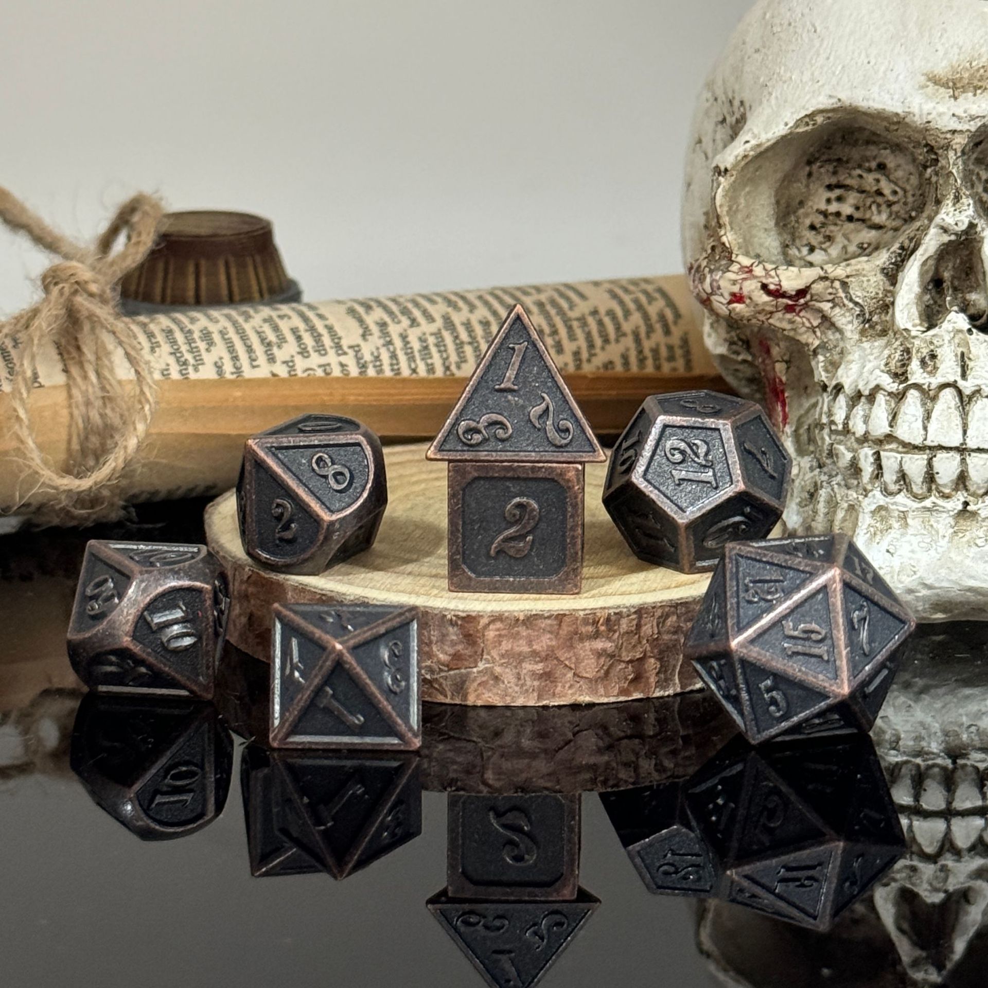 Dados de metal dnd dragón y mazmorras juego de mesa juego de dados sólidos trpg running ground poliedro cromado