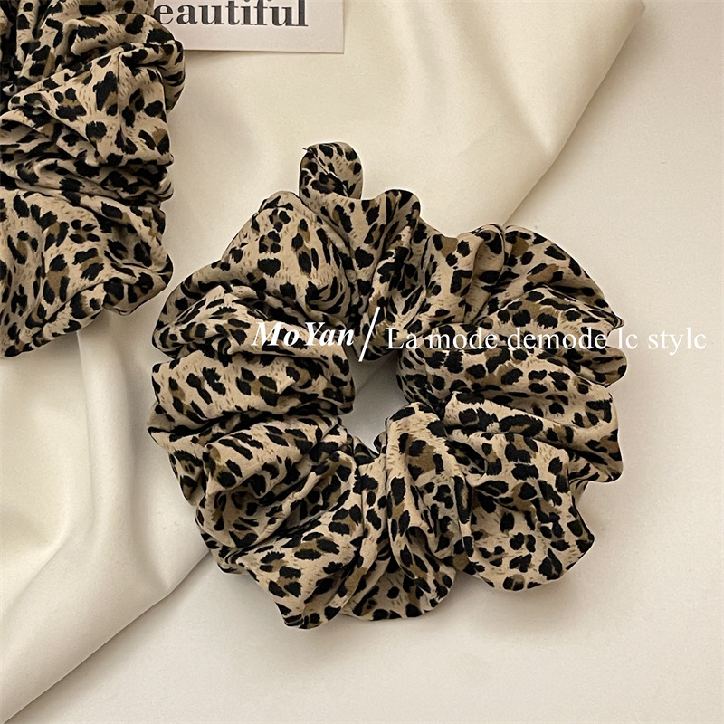 Coreano tocado 2024 nuevo estilo de alta sensación red adornamiento de cabello rojo cuerda de cabello femenina cuerda de cabello de leopardo anillo de cabello de intestino grande