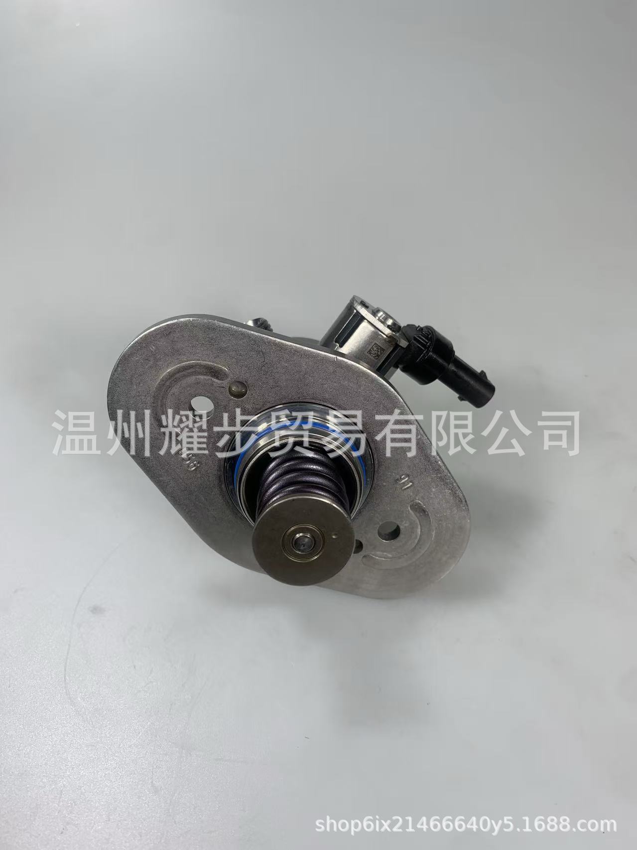 Refurbished 13518648176 0261520650 13518648177 Two V8 4.4L High-Pressure Fuel Pumps