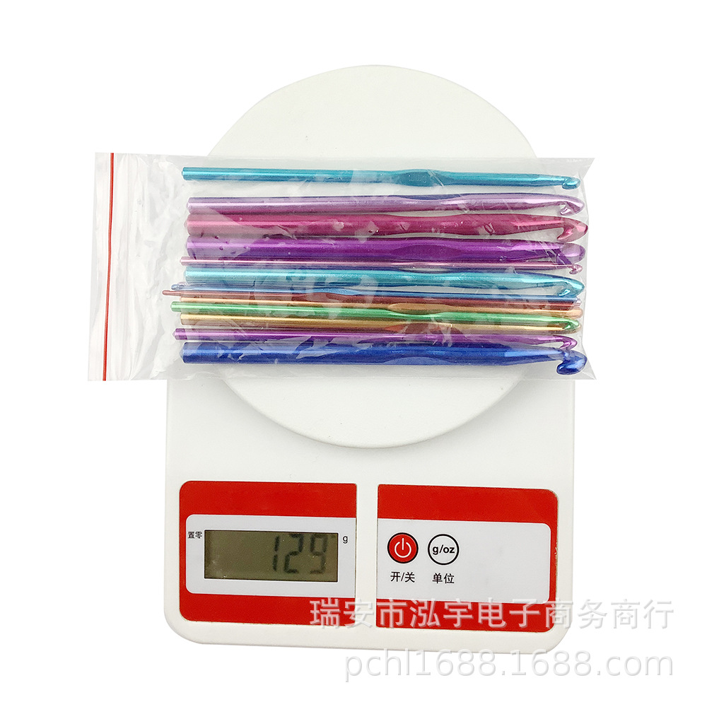 Fabricante de agujas de ganchillo de aluminio de un solo cabezal de colores, herramientas de tejer DIY, set de ganchillo al por mayor, agujas de ganchillo, agujas para suéteres