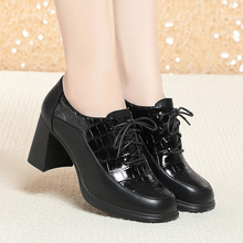 深口高跟鞋女秋季新款百搭纯色黑色女士单鞋稳固粗跟方头百搭皮鞋