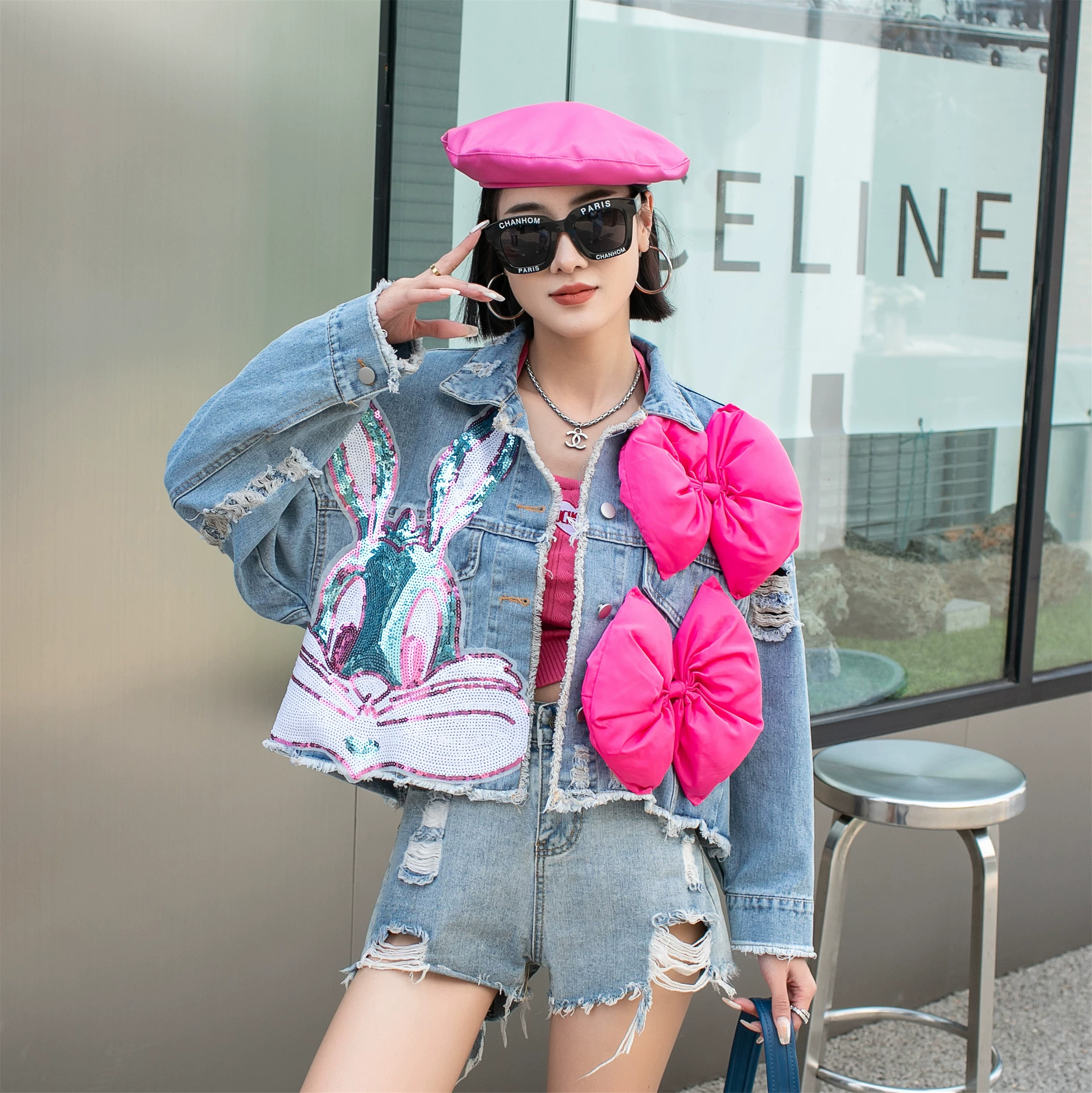 Европейская станция 2023 Весна Новый тяжелый промышленный дизайн Мультяшные Блестки Тонкий Джокер короткое джинсовое пальто женское