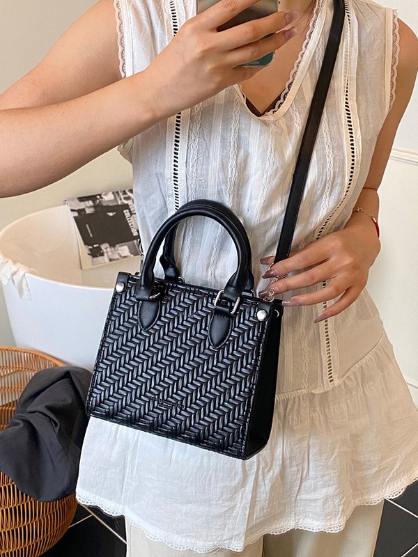 Bolsos de mujer Bolsos portátiles pequeños con patrón tejido Bolsos de mensajero de un solo hombro de moda transfronteriza 2025