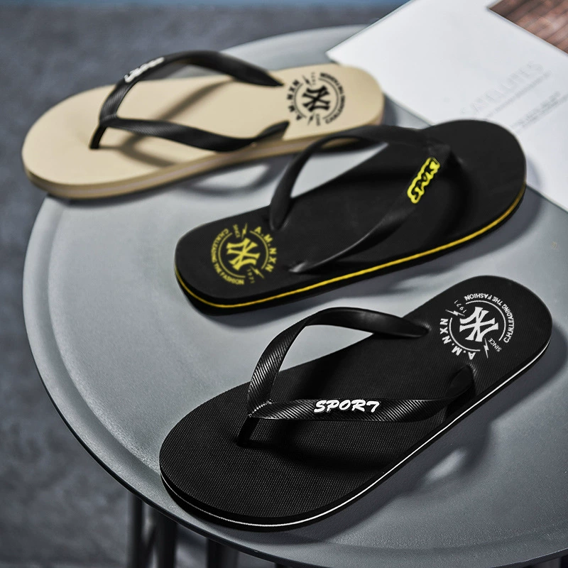 2024 Летние шлепанцы мужские угловые шлепанцы трансграничные модные дома носить легкие нескользящие корейские шлепанцы