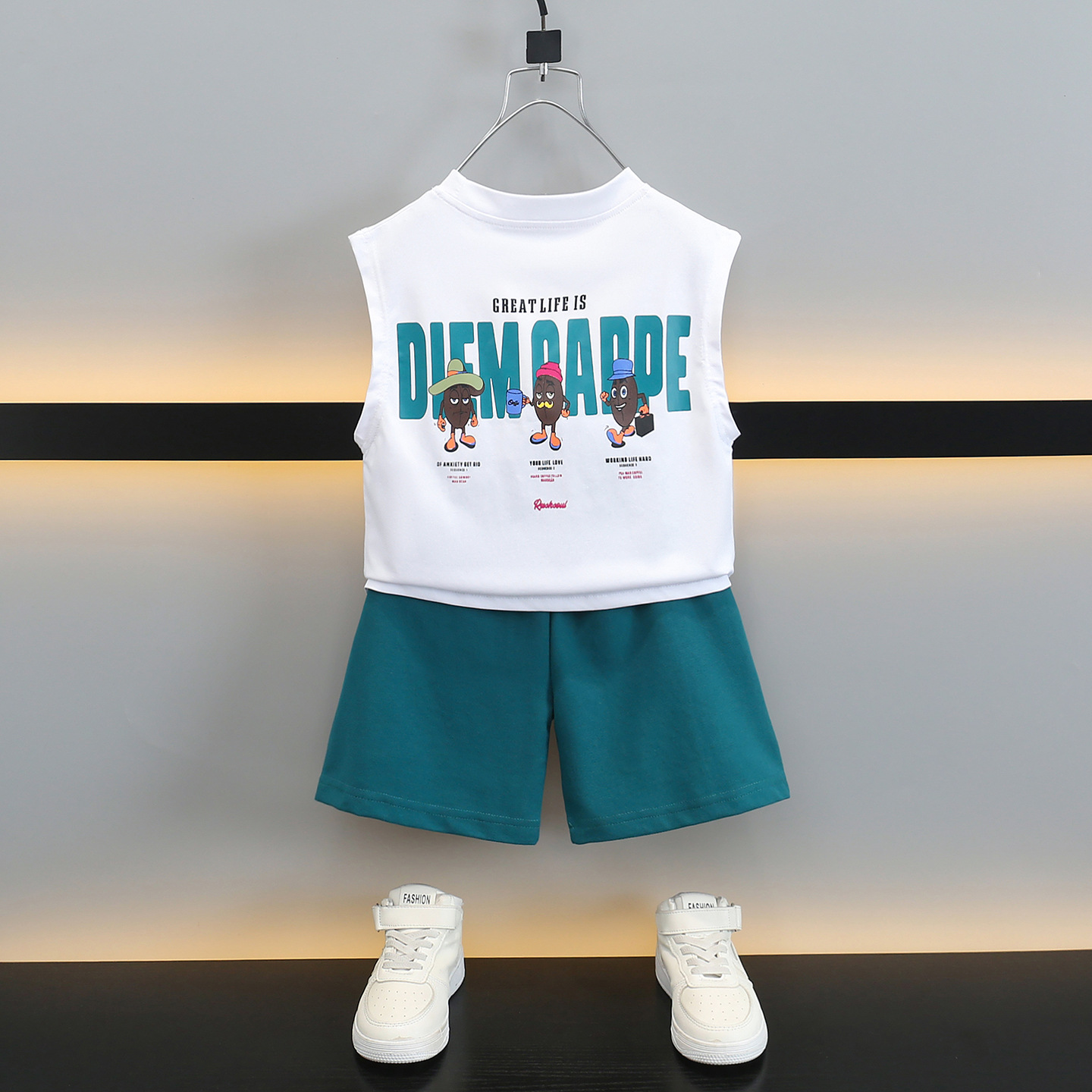 8517 traje de chaleco para niños pantalones cortos sin mangas de verano para niños de dos piezas 2025 nueva ropa de calle frita para bebés 3