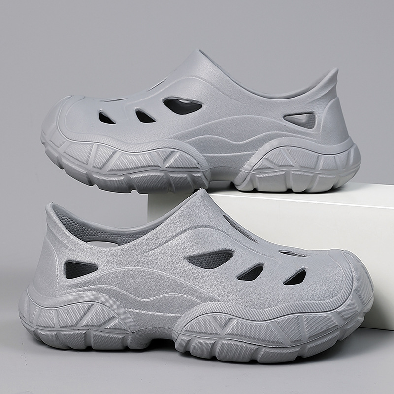 Baotou zapatillas para hombres de verano nuevo estilo de ropa exterior pisar mierda sensación deportiva juvenil agujero conducir sandálias de playa de tamaño grande