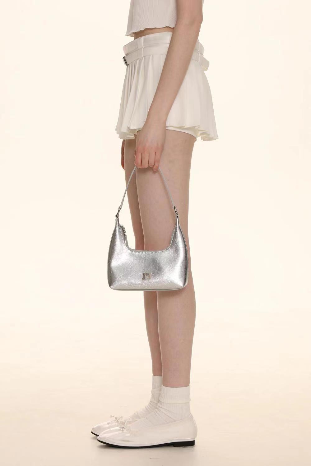 Handbags Niche Style New Leather Texture Armpit Bags High-end Shoulder Bags Girls’ First Choice Date Bag_voghion.com