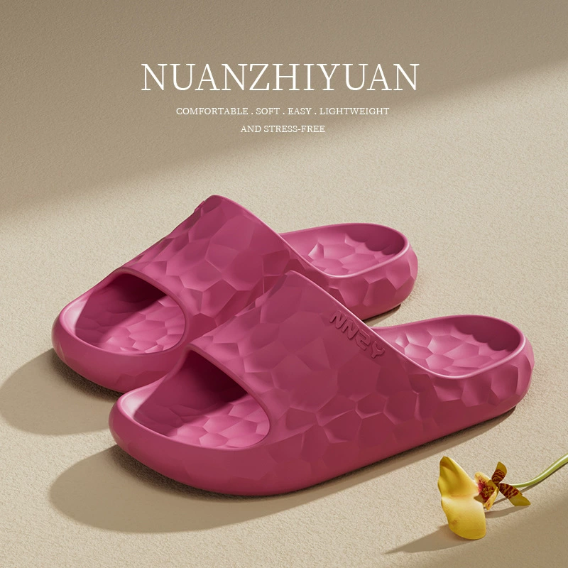 Теплые домашние тапочки для женщин, новые летние нескользящие тапочки для ванной комнаты с мягкой амортизацией для мужчин.