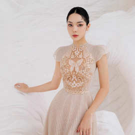 2025AMY设计师越南小众设计花朵刺绣百褶裙摆连衣裙女神同款女