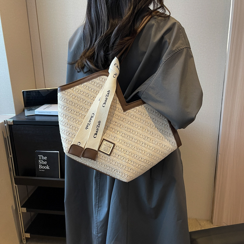 Women's Woven Straw Bag Large Capacity 2026 New Summer Beach Shoulder Bag Vacation Commuter Tote Bag - Thumbnail 4