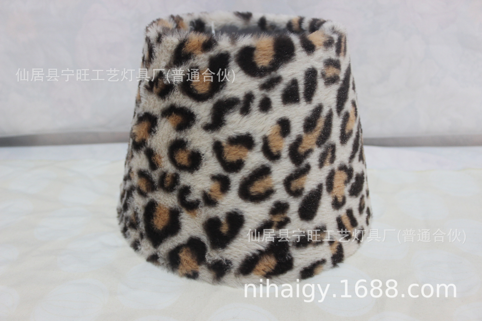 테이퍼 25cm 레오파드 무늬 단일 패키지