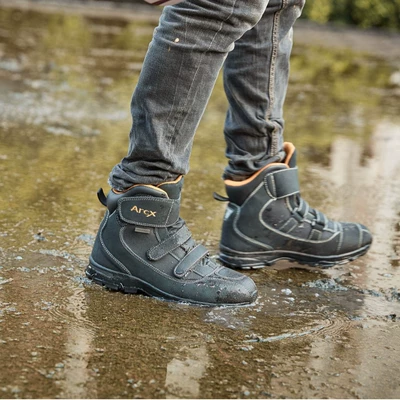 Motorcycle Safety Supplies: Mid-Top Scooter Suede