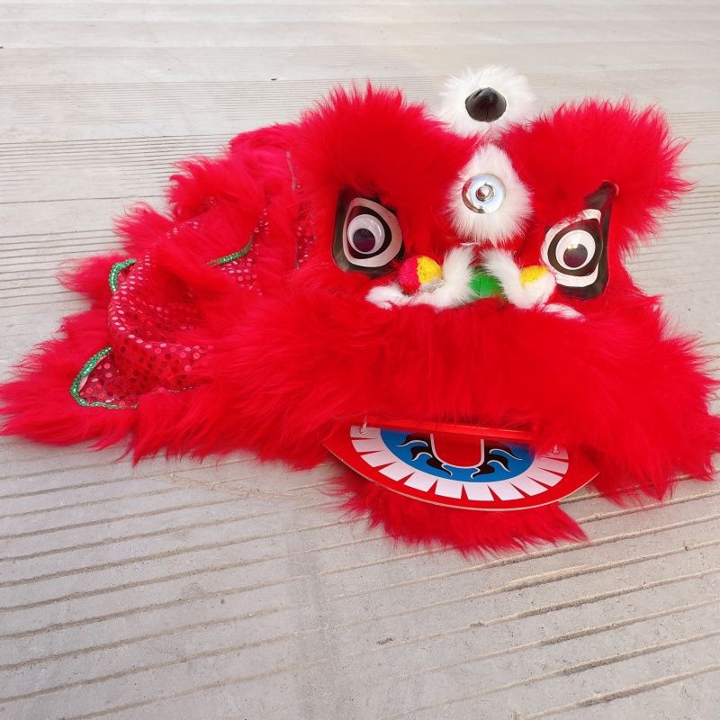 Children's trousers, props, lion