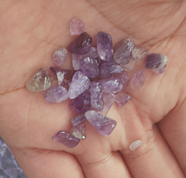 10ml; 진한 보라색 크리스탈; 유리 + 대나무 커버