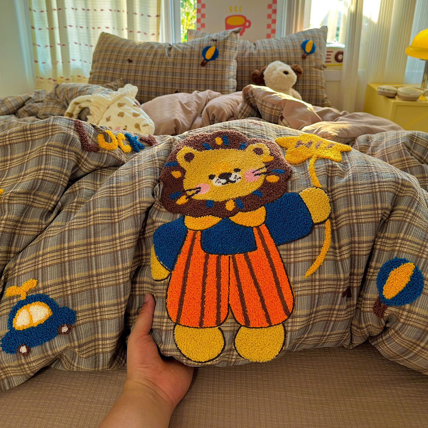 Madre y bebé clase A toallas de dormir desnudas bordadas de algodón puro cuatro piezas de cama sábanas super suaves cubierta cama dormitorio Kasa tres cuatro piezas de conjunto