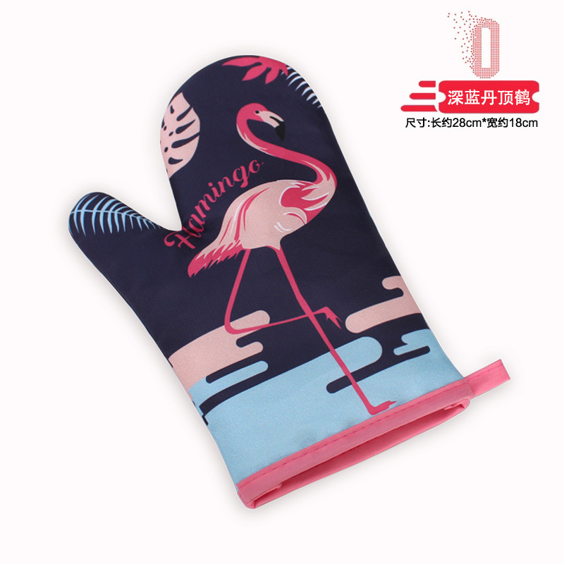 Cute gloves, anti-scald