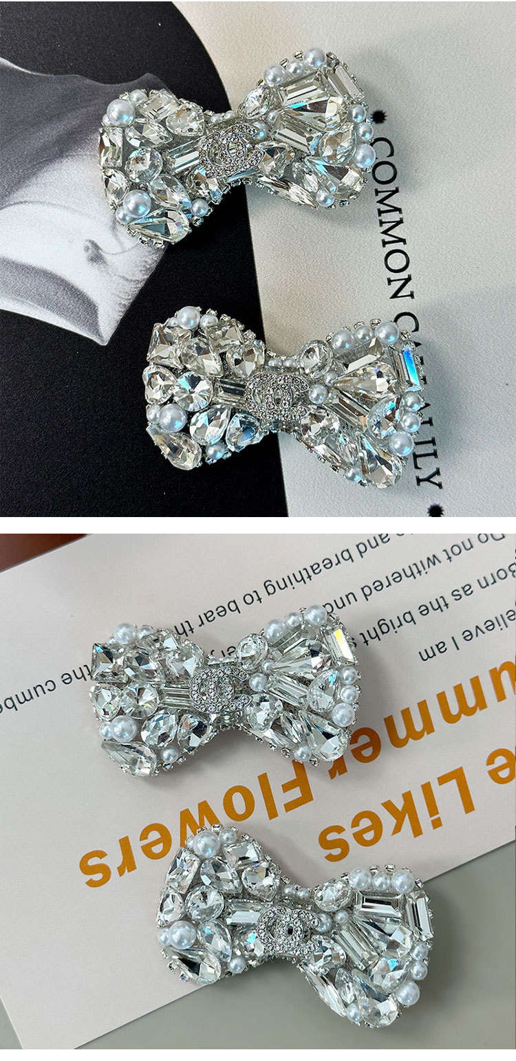 Elegant Einfacher Stil Koreanische Art Bogenknoten Legierung Diamant Haarklammer display picture 1
