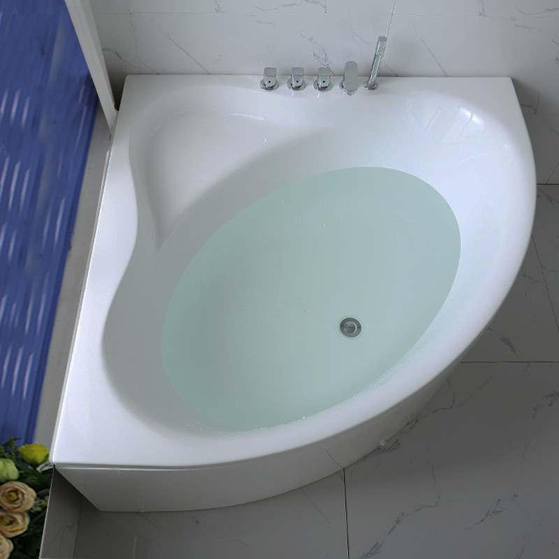 Factory direct supply triangle double acrylic bathtub fan-shaped skirt stainless steel bracket constant temperature surf home bathtub