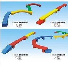 幼儿园感统训练器材 直条独木桥 塑料独木桥A、B、C、S型