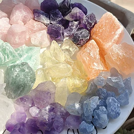 水晶工艺品;宝石工艺品;手链