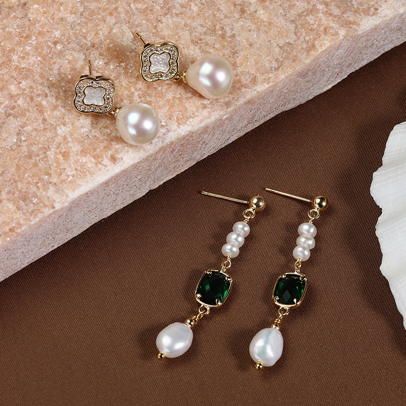 輕奢滿鑽花朵珍珠耳釘時尚設計感復古祖母綠飾品淡水珍珠批發