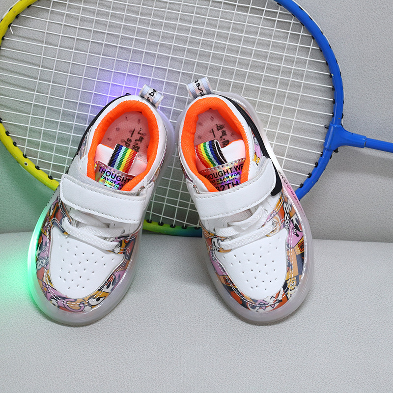 Boys' and Girls' Spring and Autumn New Leisure Sneakers with LED Lighting for Young Children - Factory Direct Sales Trendy Children's Shoes
