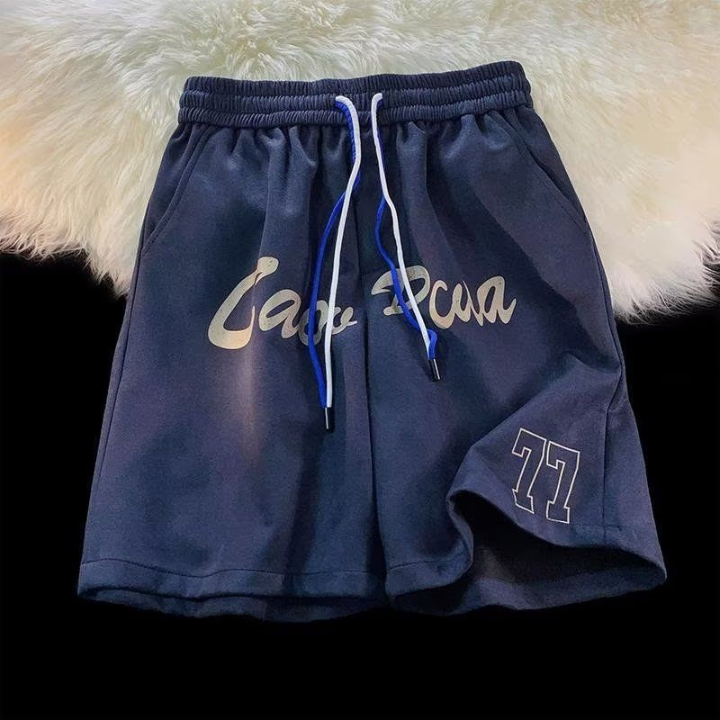 Pantalones cortos de gamuza retro para hombres, estilo fino de verano, estilo americano de moda, pantalones de cinco puntos de uso deportivo suelto casual