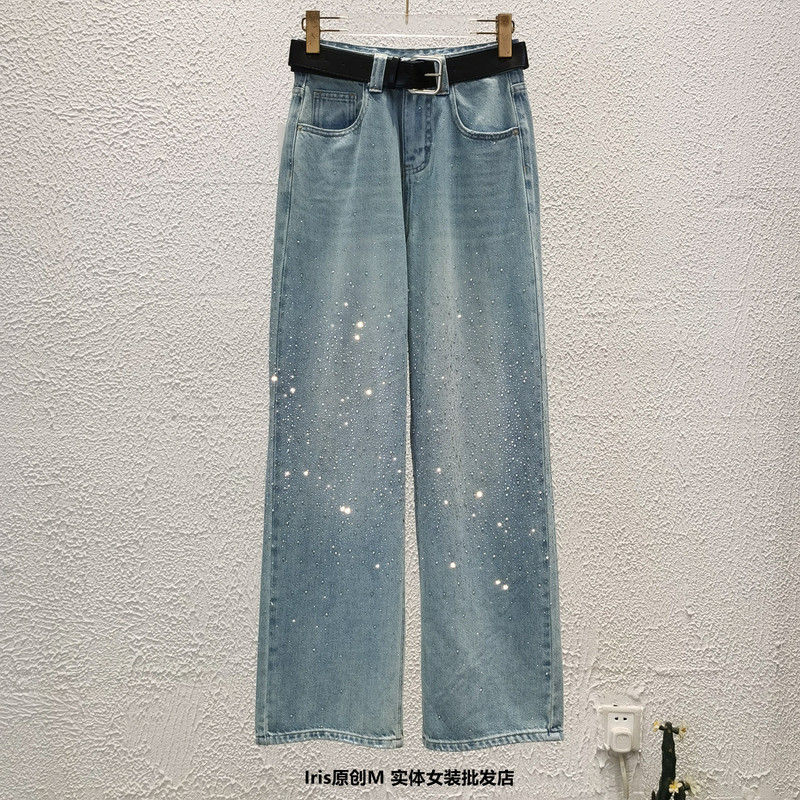 Ouzhi European-Style Rhinestone-Embellished Jeans, Bright Rhinestone Wide-Leg Straight Pants, Loose High-Waisted Casual Bucket Pants for Spring and Autumn 61682 Ouzhi European-Style Rhinestone-Embellished Jeans, Bright Rhinestone Wide-Leg Straight Pants, Loose High-Waisted Casual Bucket Pants for Spring and Autumn 61682