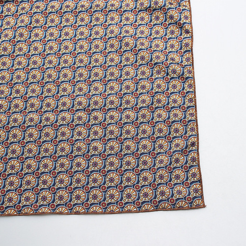 Small silk scarf female ins Korean spring and autumn small square scarf summer scarf versatile fashion decoration professional small scarf batch