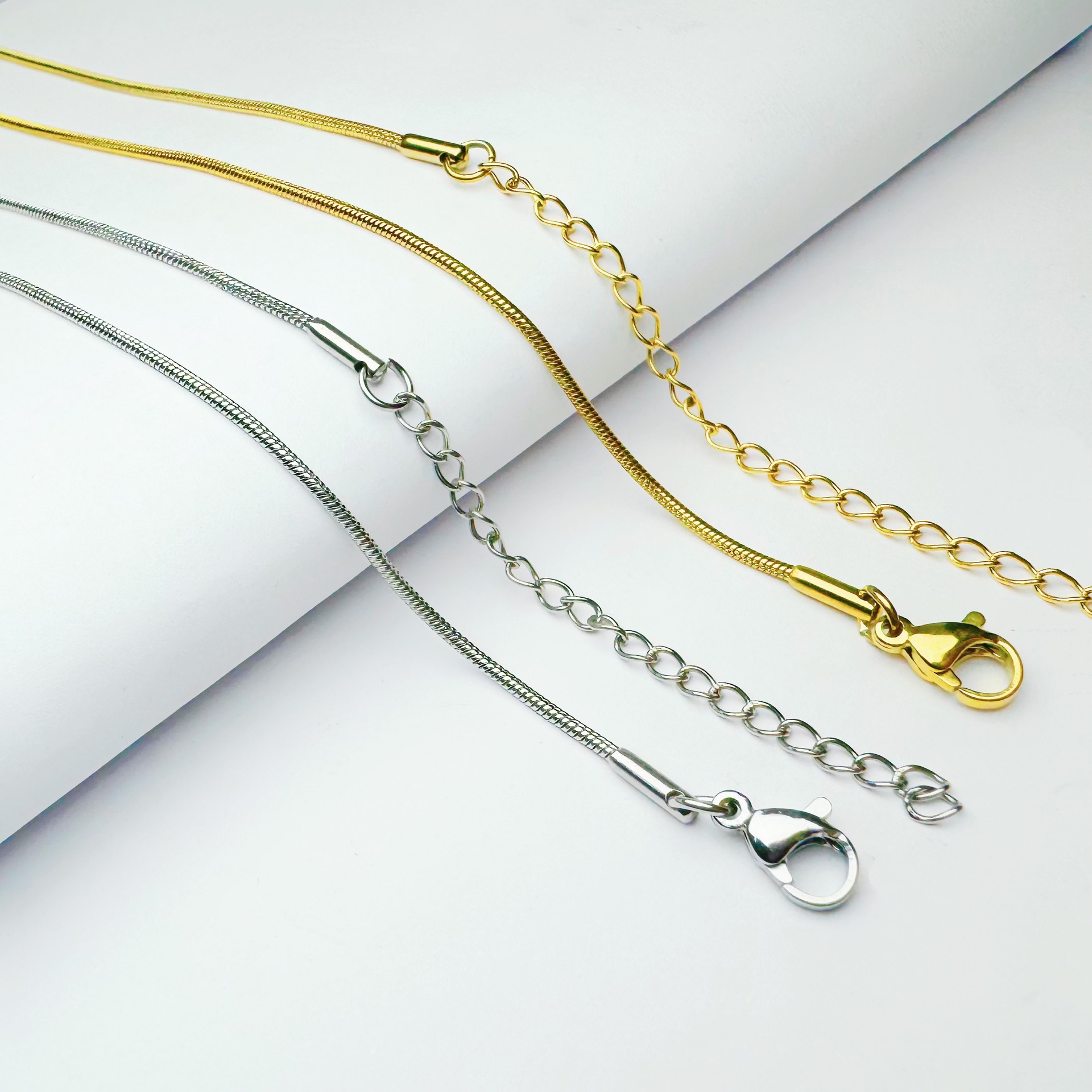 stainless steel round snake chain titanium steel snake bone necklace 18k gold clavicle chain ins hip hop style chain in stock wholesale