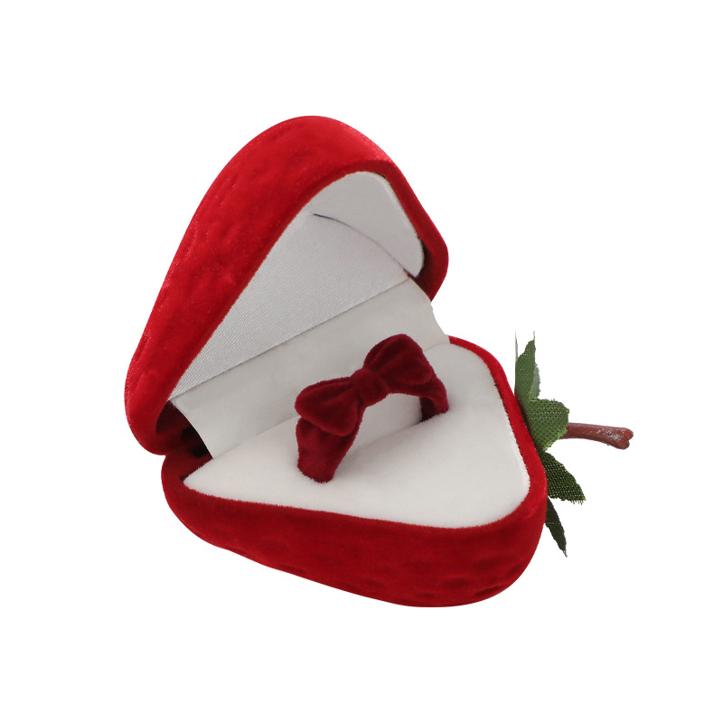 Strawberry ring box flocking simulation sweet cute bow mini personality proposal adjustable jewelry box wholesale