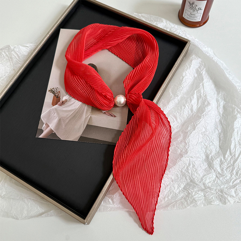 Pañuelo de seda largo pequeño con hebilla magnética de perlas, nuevo estilo femenino, camisa a juego de color sólido de todo fósforo, bufanda de cuello pequeña, bufanda de seda arrugada