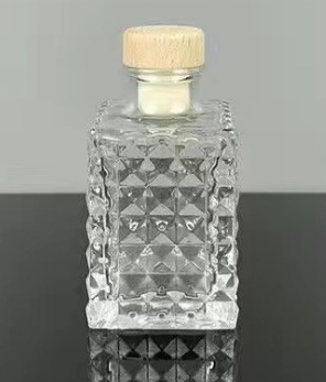 透明な小さい酒の瓶の150mlBincooの冷たいコーヒーのガラス瓶の密封の貯蔵の缶の果実の酒の分注の瓶の空の瓶|undefined